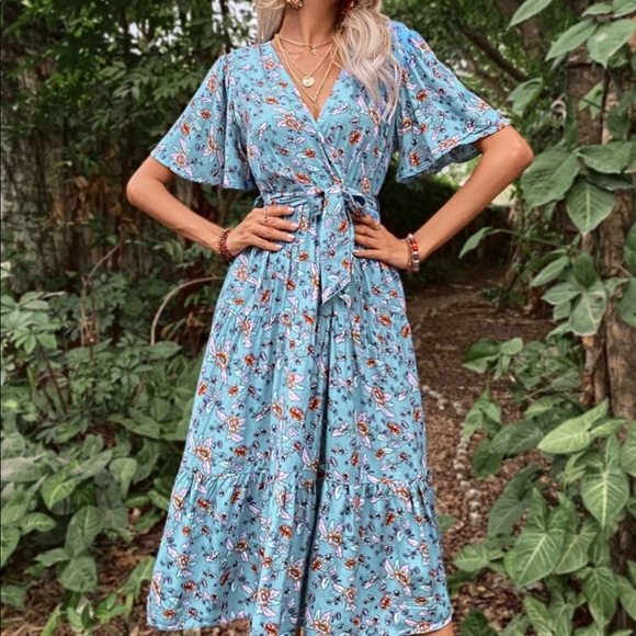 Boho floral ruffle hem belted dress - Picture 7 of 14
